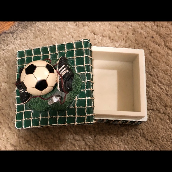Russ Barrie Ceramic Soccer Box - Picture 5 of 8